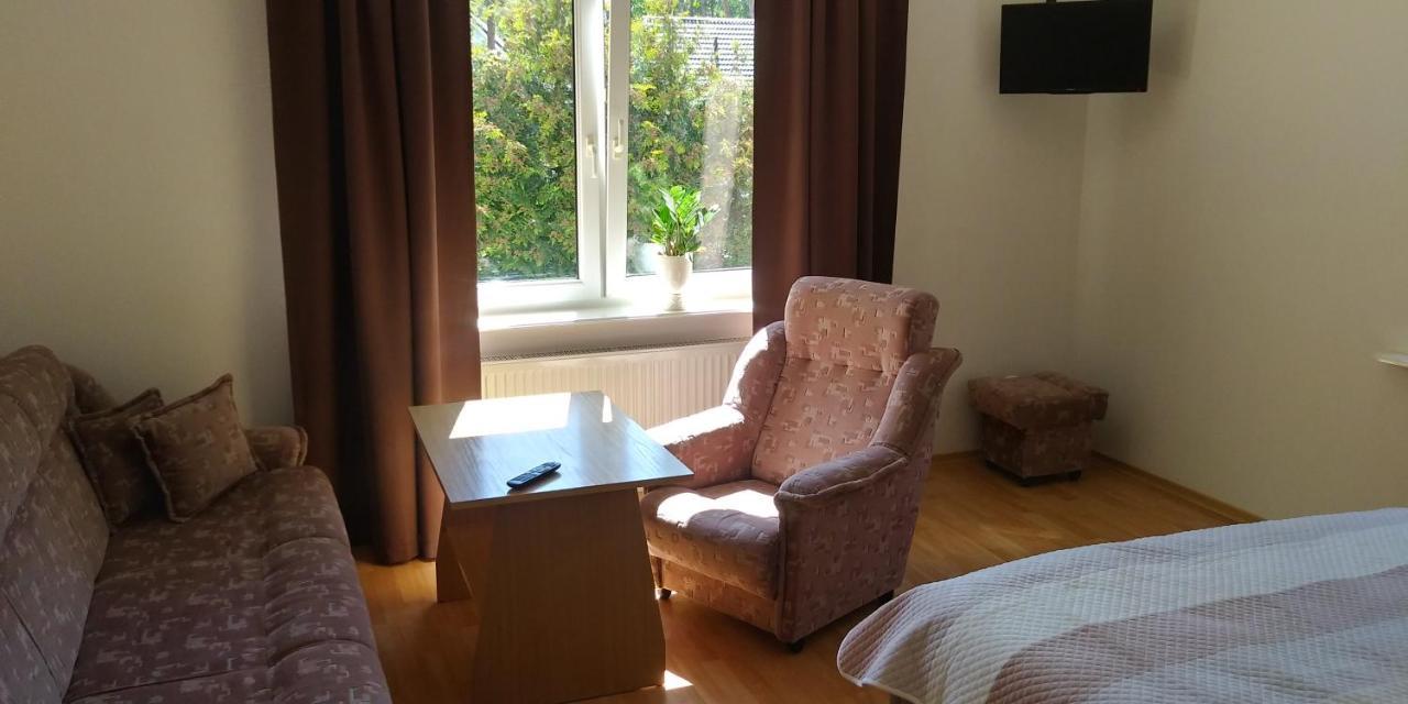 Dom Goscinny Przy Lesie Pobierowo Exteriér fotografie